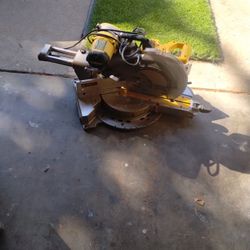 DeWalt Miter Saw 