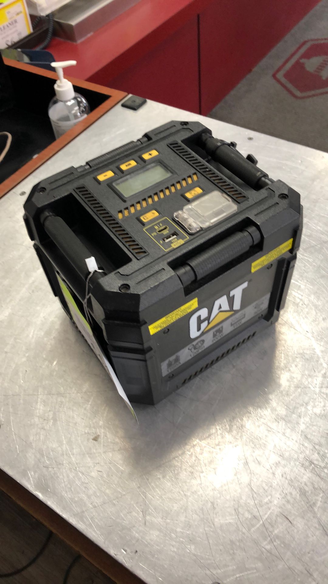 96091 Cat PPSCL3 1750amp Lithium Ion 4in1 Portable Jumpstarter Power station W/ Jumper Clamps (200watt Outlet Broken) 587732