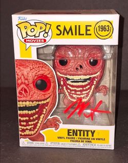 🔥Marti Matulis Signed Autographed Funko Smile Entity Beckett COA🔥