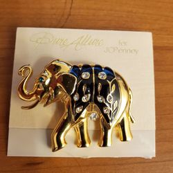 NEW Vintage Elephant w/Emerald Eye & Rhinestones Black Enamel Brooch Pin