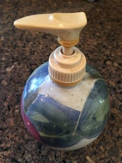 Soap dispenser