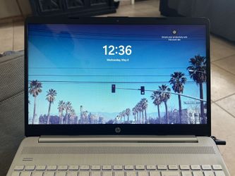 HP 15.6” touchscreen laptop I7 core // Windows 11