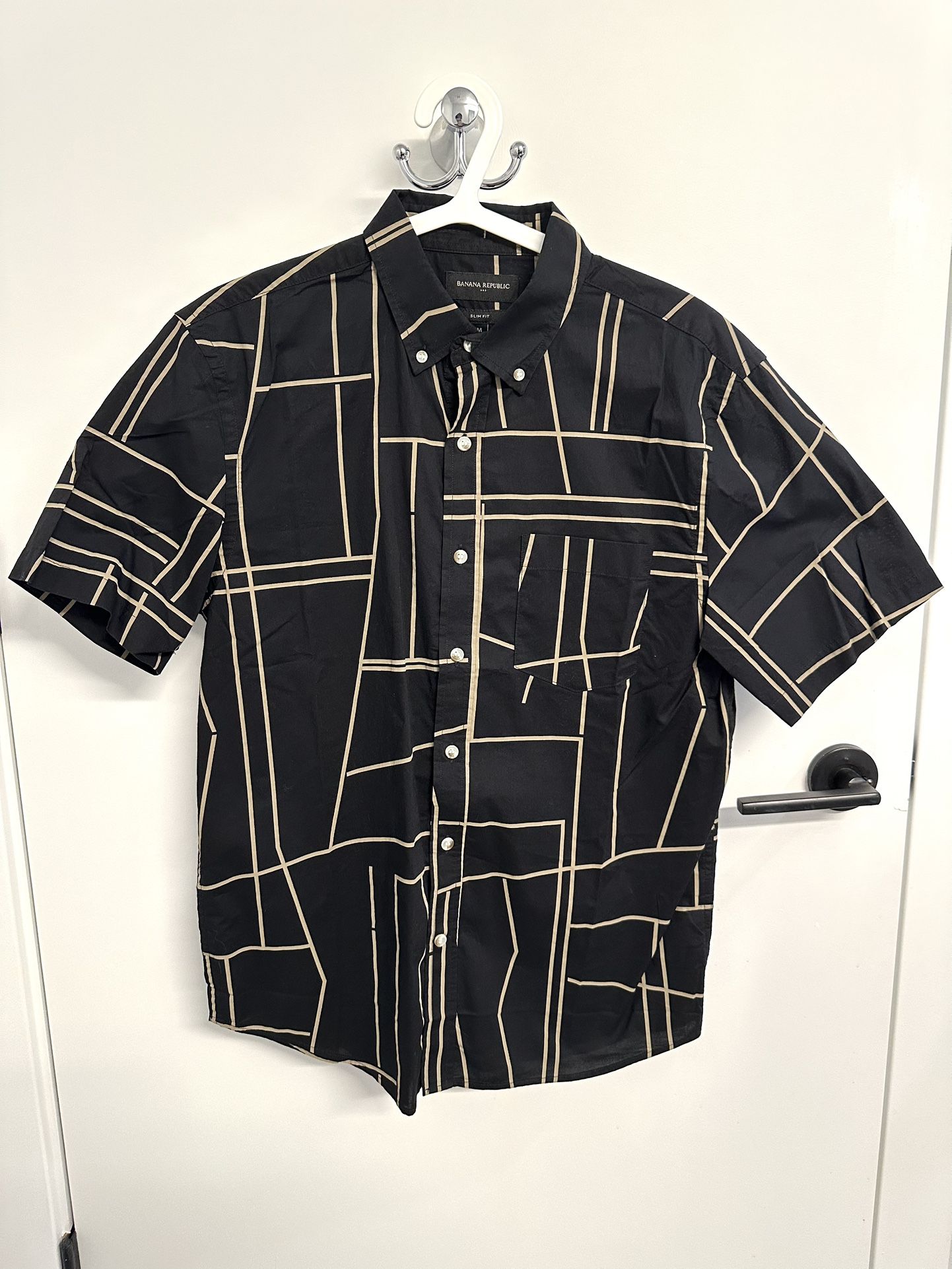 Banana Republic Men’s short sleeve shirt