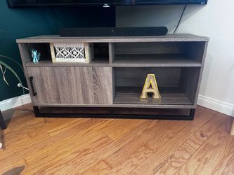 TV stand / Shelf