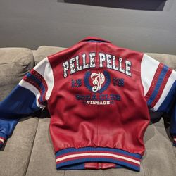 Pelle Pelle  Camarra
