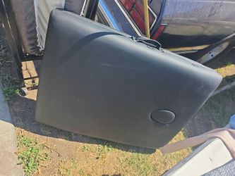 Massage table