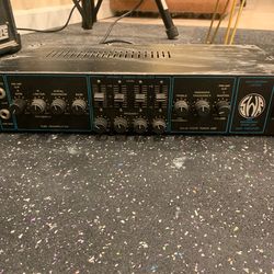 SWR Studio 220 Bass Amp - NON FUNCTIONING