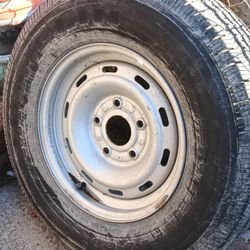 Trailer tire with rim