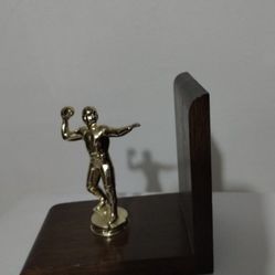 SPORTS TROPHY BOOKEND ON WOOD STAND 5.5"×4"