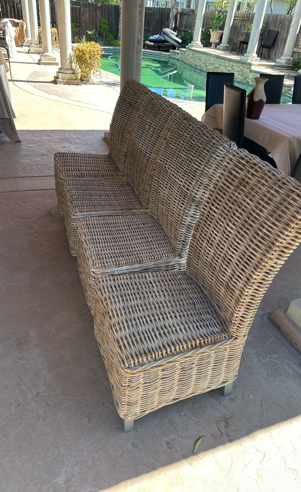 4 Outdoor Chairs