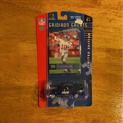 Eli Manning grid Iron Greats $10