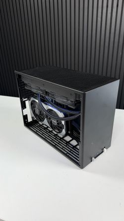Portable RTX 4070 Gaming PC