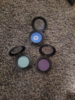 MAC eyeshadow