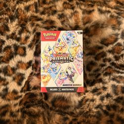 Pokémon TCG: Scarlet & Violet—Prismatic Evolutions Booster Bundle. It 