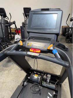 Matrix  T7Xe Treadmill - Fully Remanufactured!