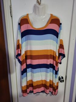 Multi colored T-shirt