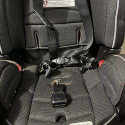 GRACO CAR SEAT 