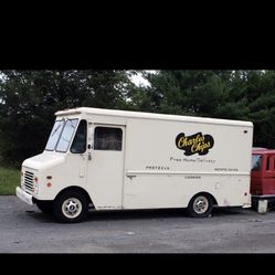 Parking available for box trucks