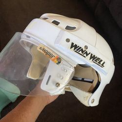 Vintage Hockey Helmet Winn-Well/Cooper Size Large Adult 