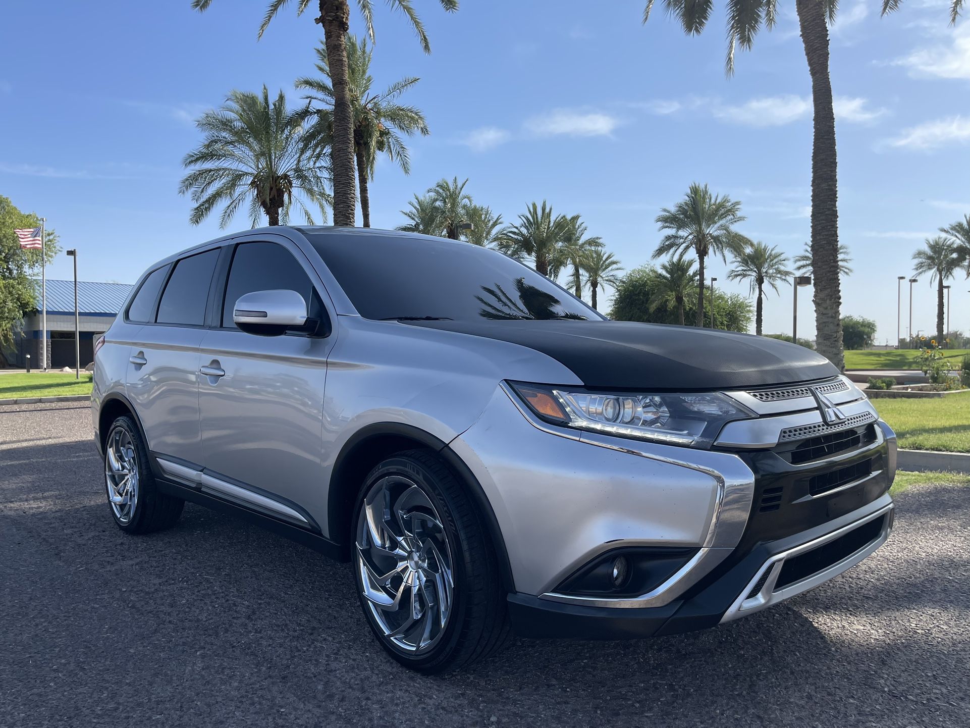 2019 Mitsubishi Outlander