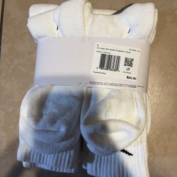 White Nike Socks Sizes 8-12 Men