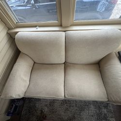 Loveseat 