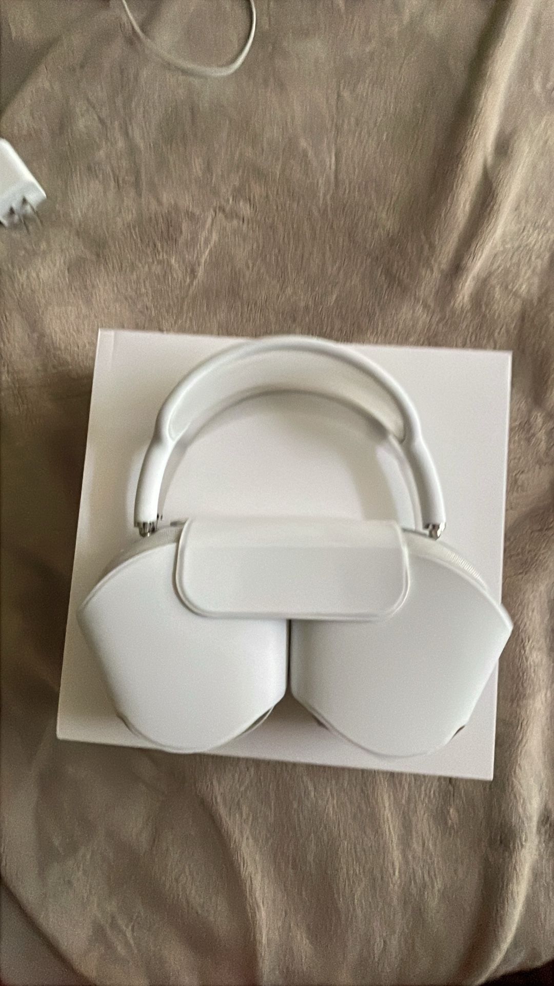 AirPod Pro Max