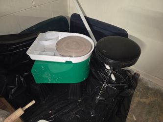 PYESMRO Pottery Wheel with Stool and Risers
