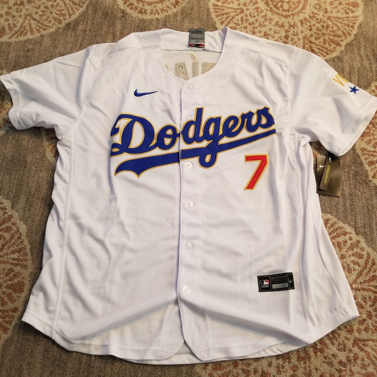 Los Angeles Dodgers Julio Urias #7 black stitched jersey for Sale in  Riverside, CA - OfferUp