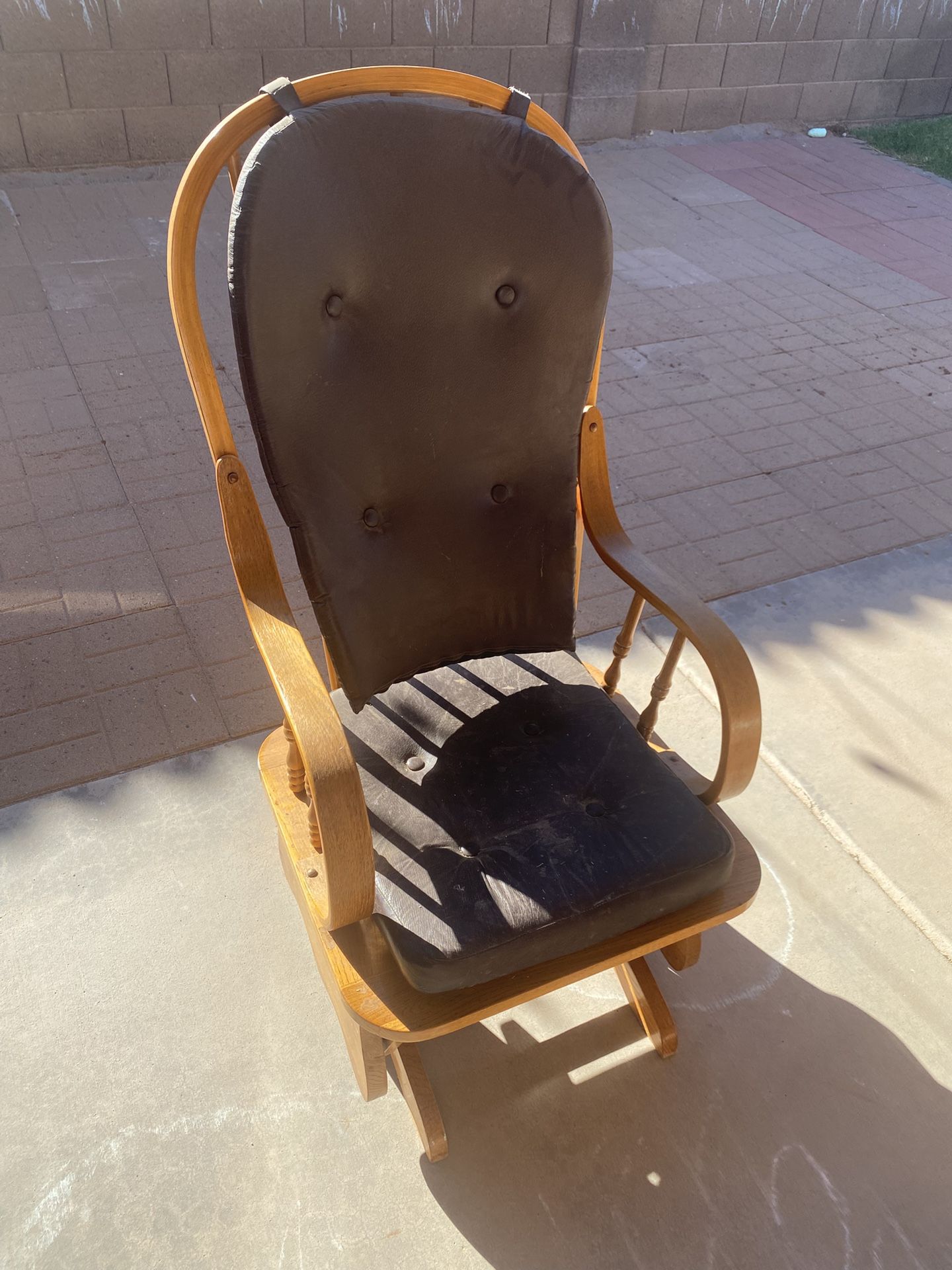 Solid Wood Rocking Chair with Cushions