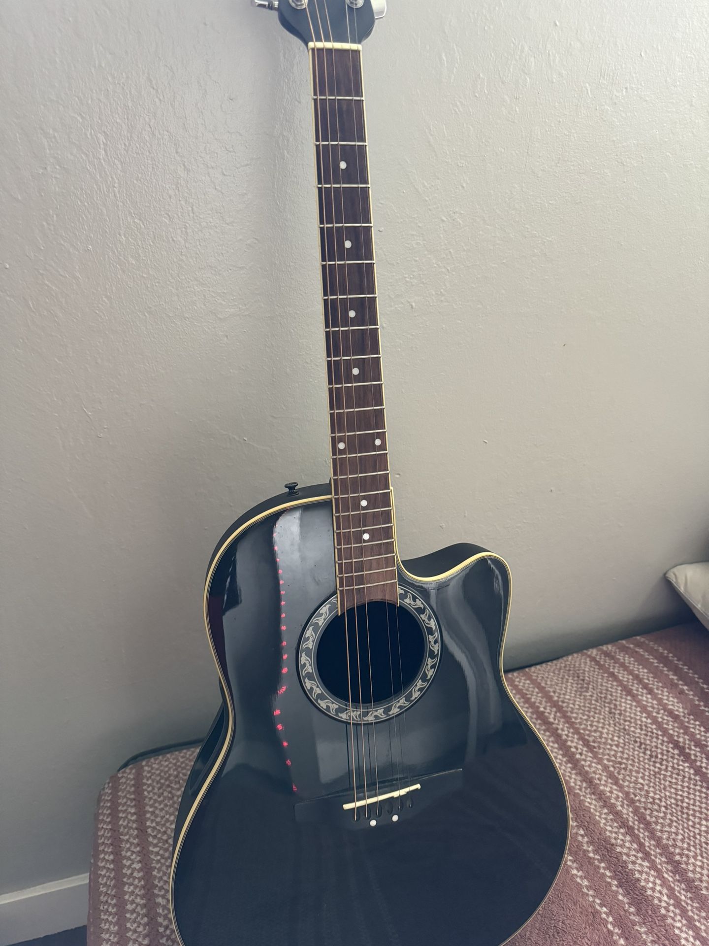 Applause Acoustic Guitar