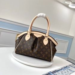 Tivoli PM Bag Monogram Canvas     30x19x17cm