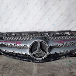 2014-2016 MERCEDES BENZ E-CLASS GRILLE   W212 E350 E300 E550  OEM #4268