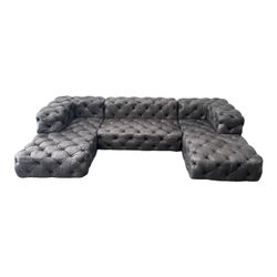 🔥 $900 – Gorgeous Mink Velvet U-Shaped Sectional Sofa – Luxe & Comfy!