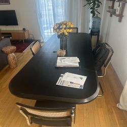 Dining Room Table 