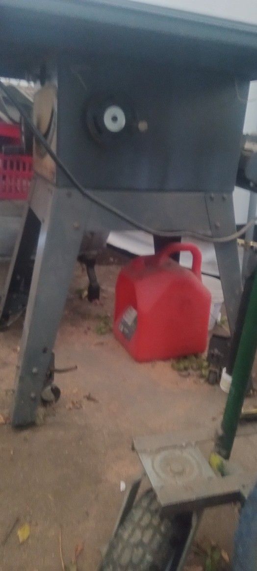 Craftsman Table Saw Practically Brand New