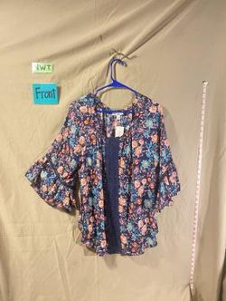 Studio by JPR Women's Multi-Color Blouse Size Large NWT