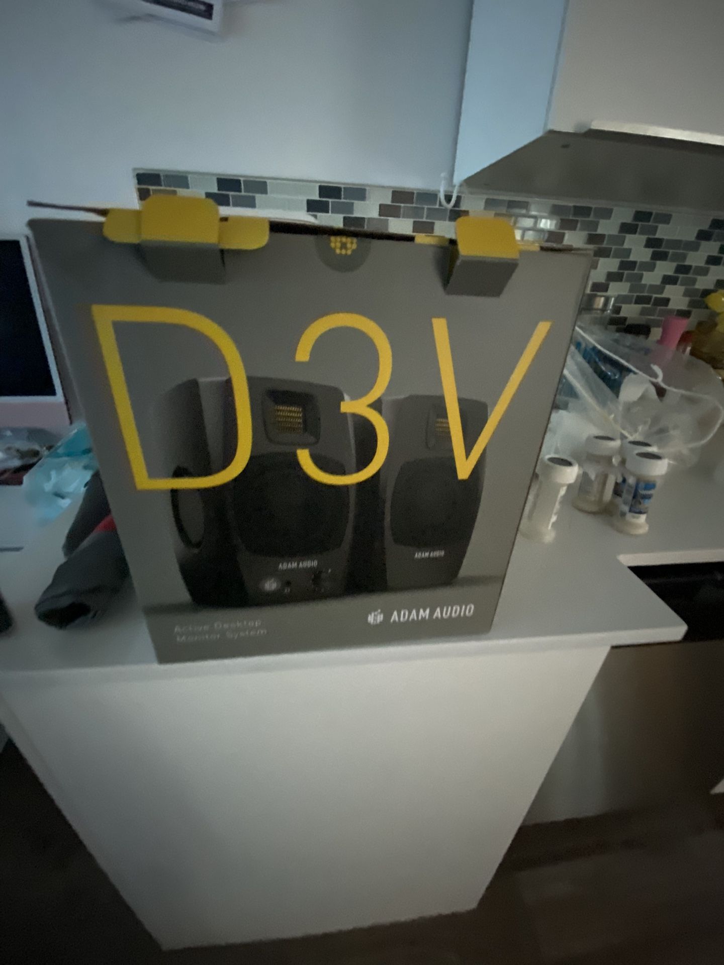ADAM Audio D3V Active Desktop Monitor