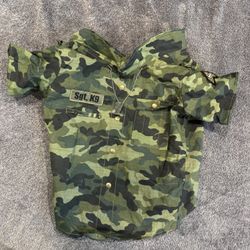 Small dog military costume (10-25 pounds? Fit my Pug)