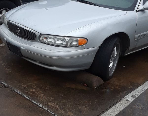 Buick Century 2002 Clean Title Needs A Battery Asking