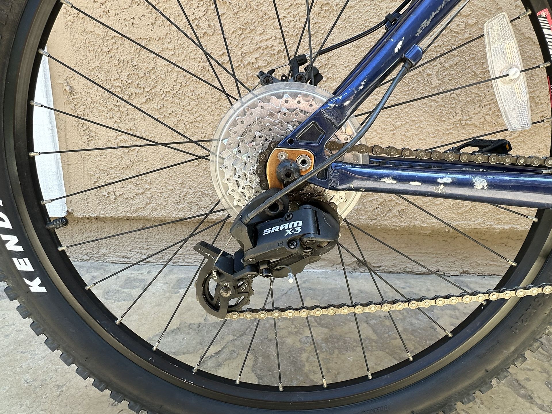 Diamondback Topanga Mountain Bike 21 Speed Sram New Tires Disc Brakes