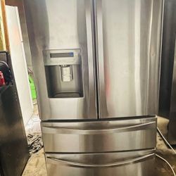 Like New Excellent Condition Delivery Included 