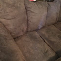 4 Sale Sofa Set