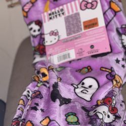 Hello Kitty Halloween Blanket
