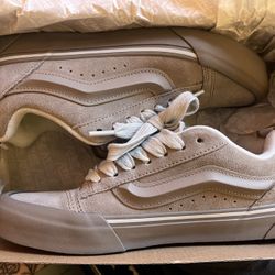 VANS KNU SKOOL “MOONROCK”