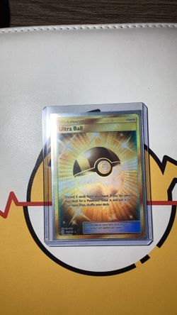 Sun & Moon Gold Ultra Ball 161/149