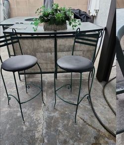 Party bar with chairs