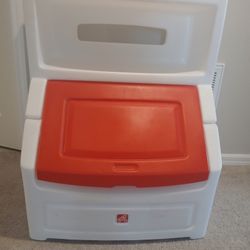 Step2 Lift & Hide Plastic Toddler Bookcase and Toy Storage