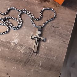 Men's Stainless steel cross Pendant W/chain