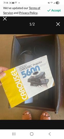Kodak Carousel 5600 Slide Projector with Case
